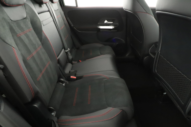 Mercedes - Benz GLB - 2025