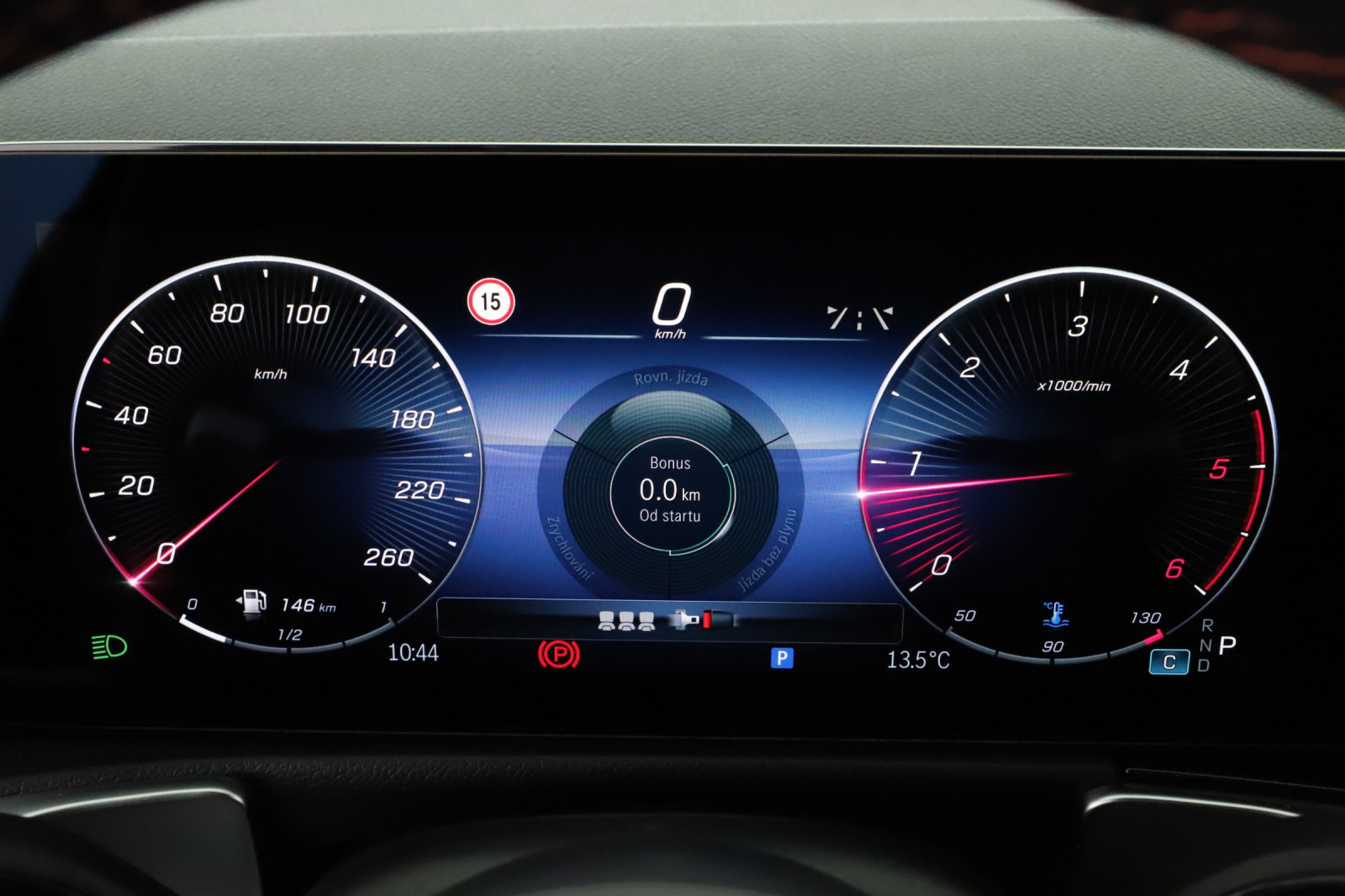 Mercedes - Benz GLB - 2025