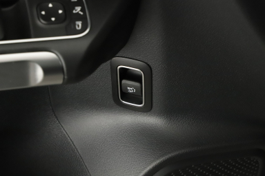 Mercedes - Benz GLB - 2025