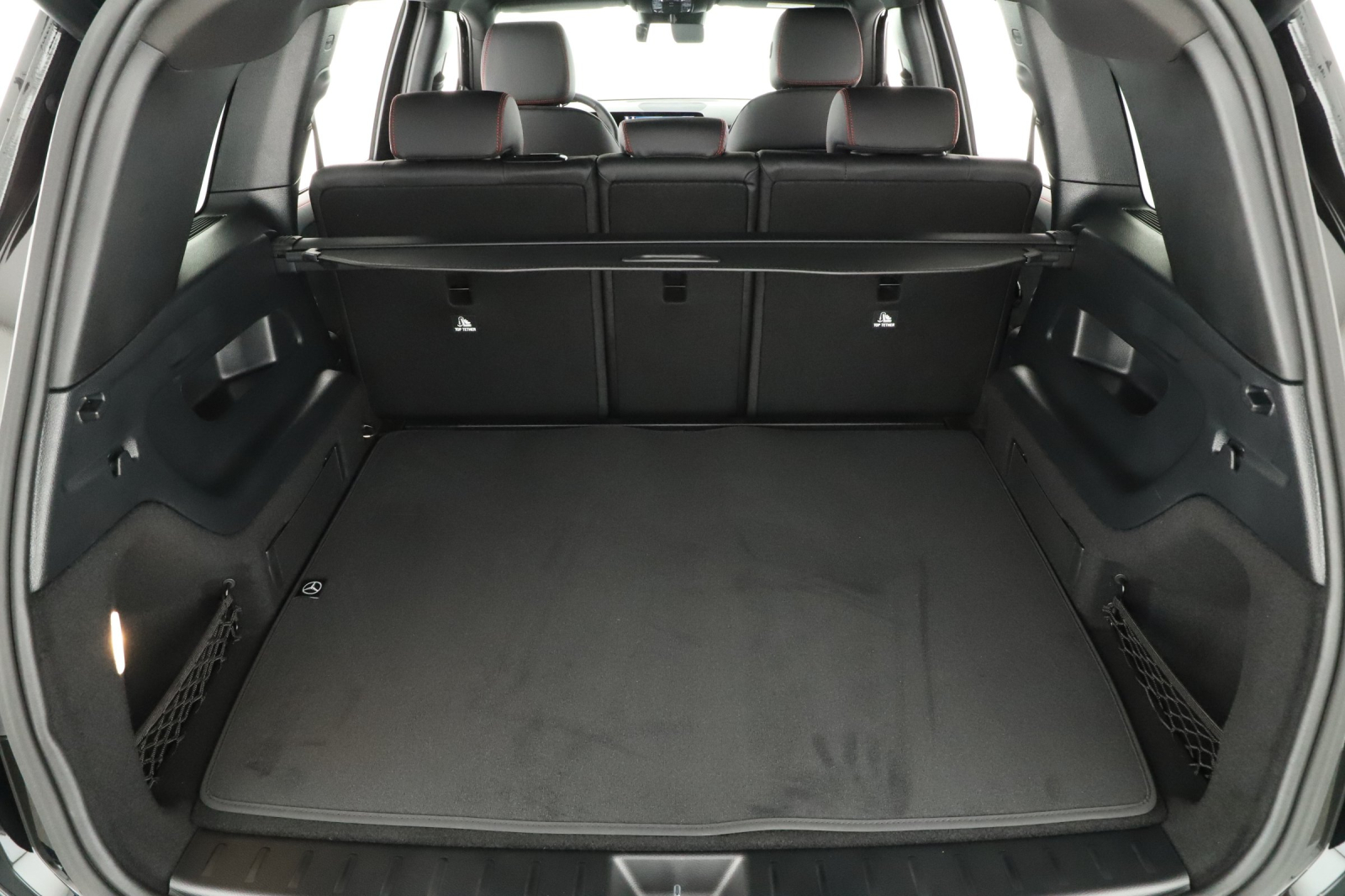 Mercedes - Benz GLB - 2025