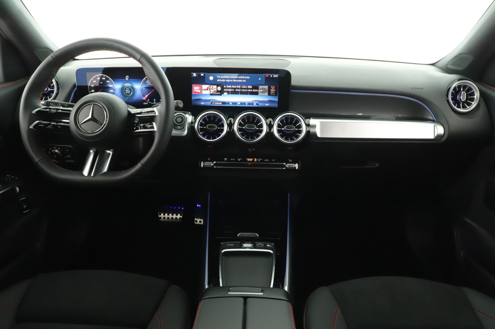 Mercedes - Benz GLB - 2025