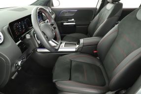 Mercedes-Benz GLA - 2025