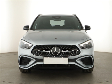 Mercedes-Benz GLA - 2025