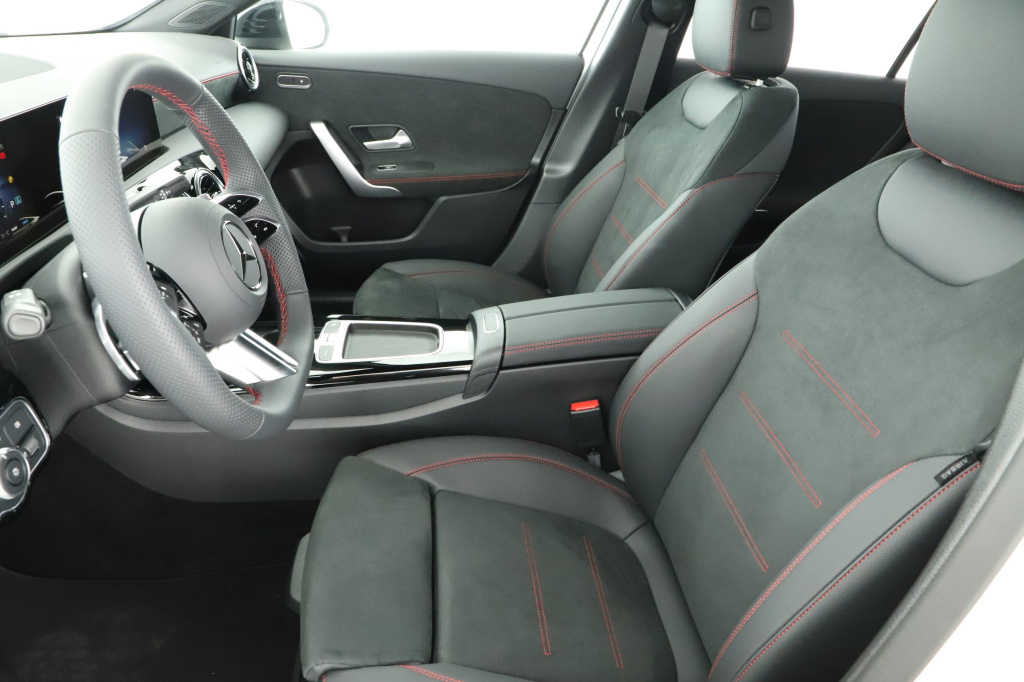 Mercedes-Benz A