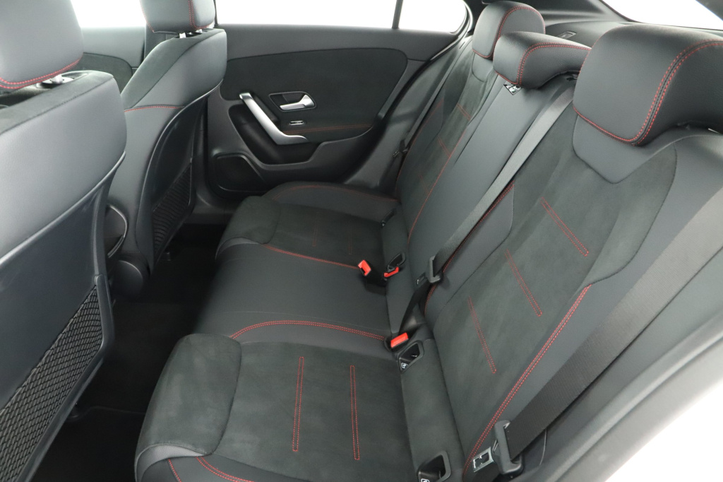 Mercedes-Benz A