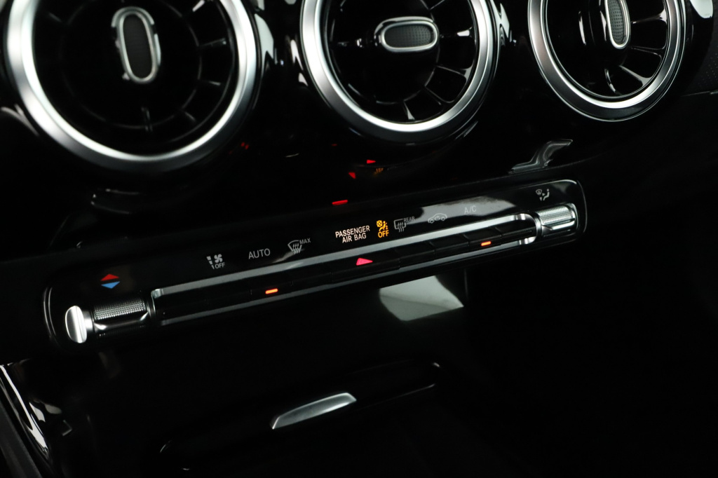 Mercedes-Benz A