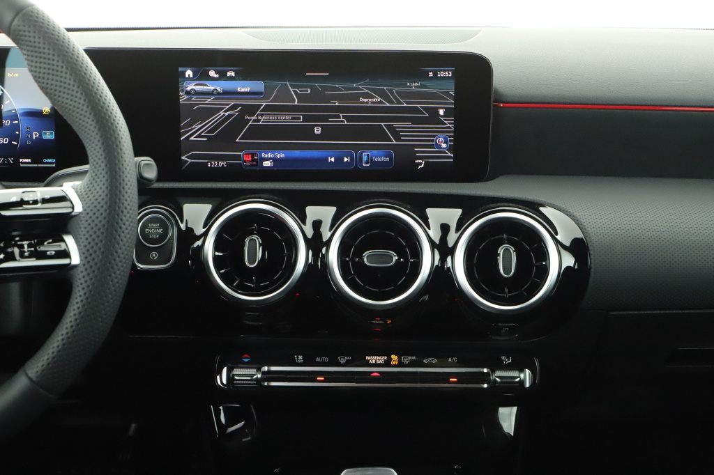 Mercedes-Benz A