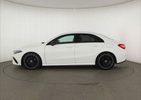 Mercedes-Benz A - 2025