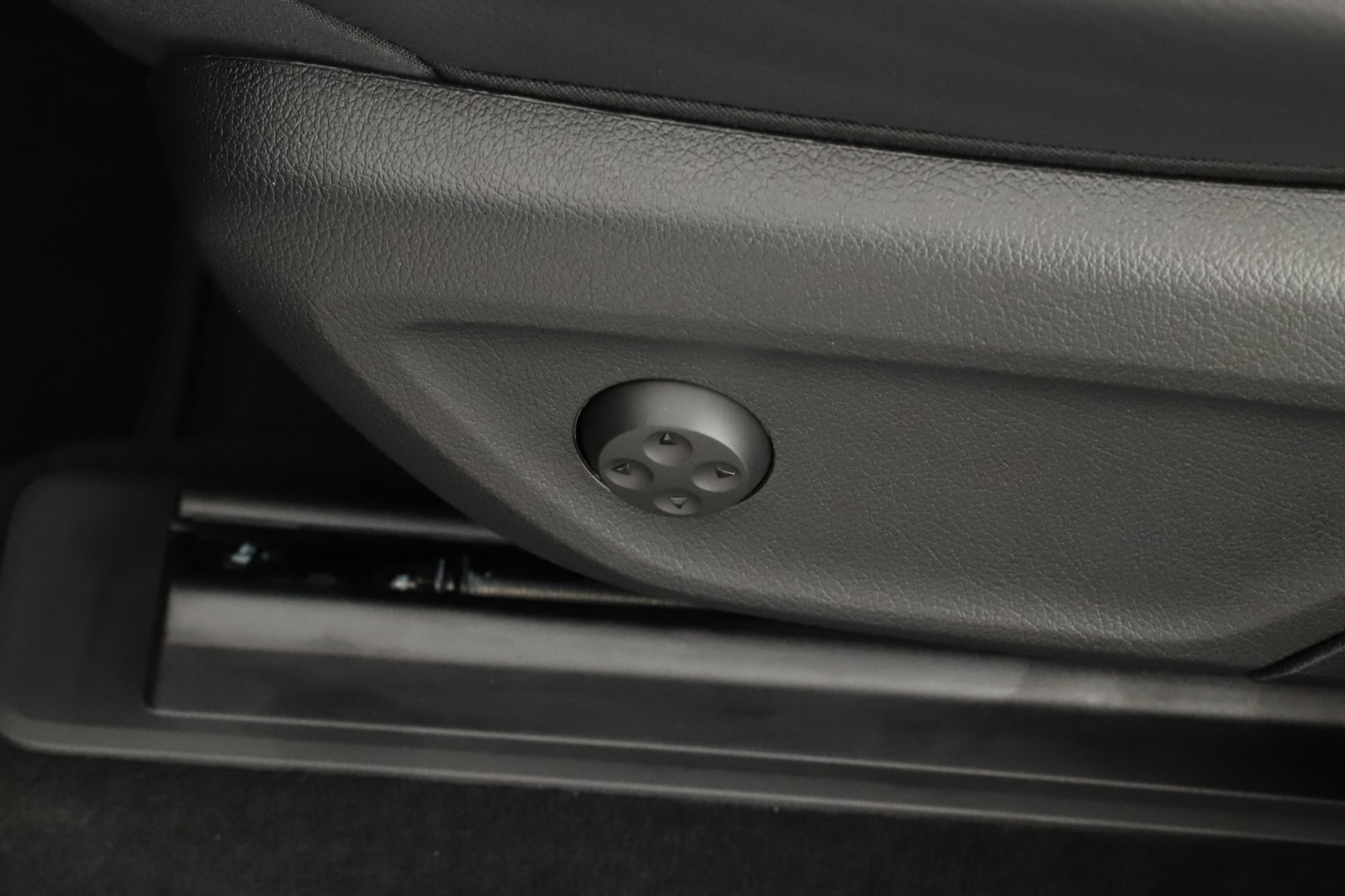 Mercedes-Benz GLE - 2025