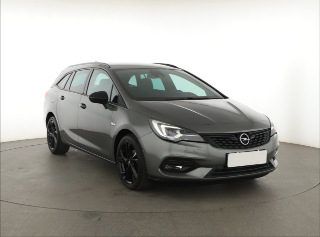 Opel Astra, 2022