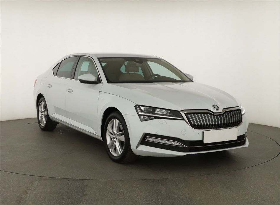 Skoda Superb - 2020
