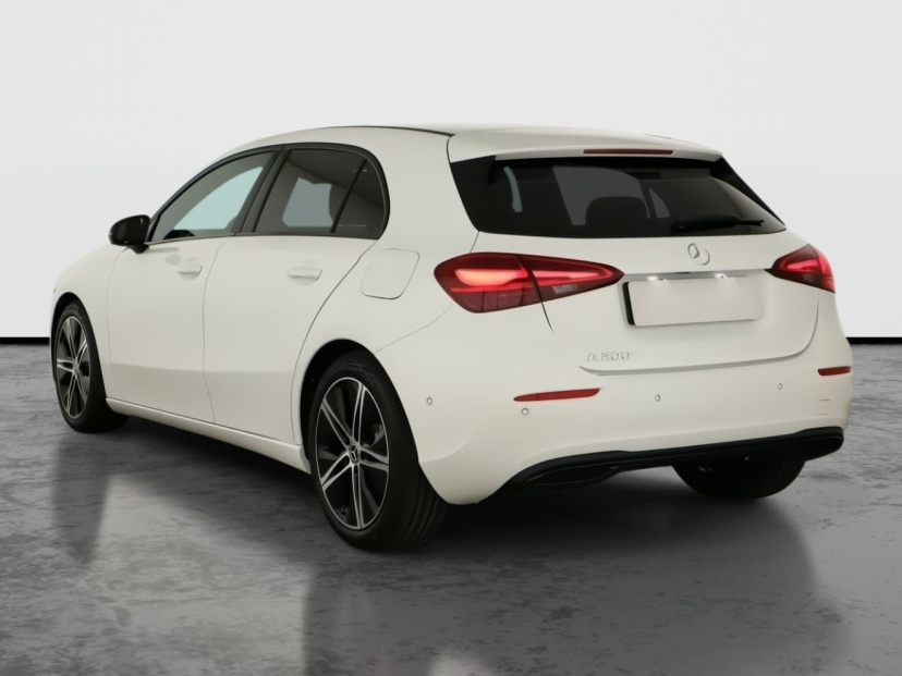 Mercedes-Benz A, 2025