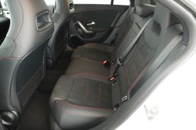 Mercedes-Benz CLA - 2025