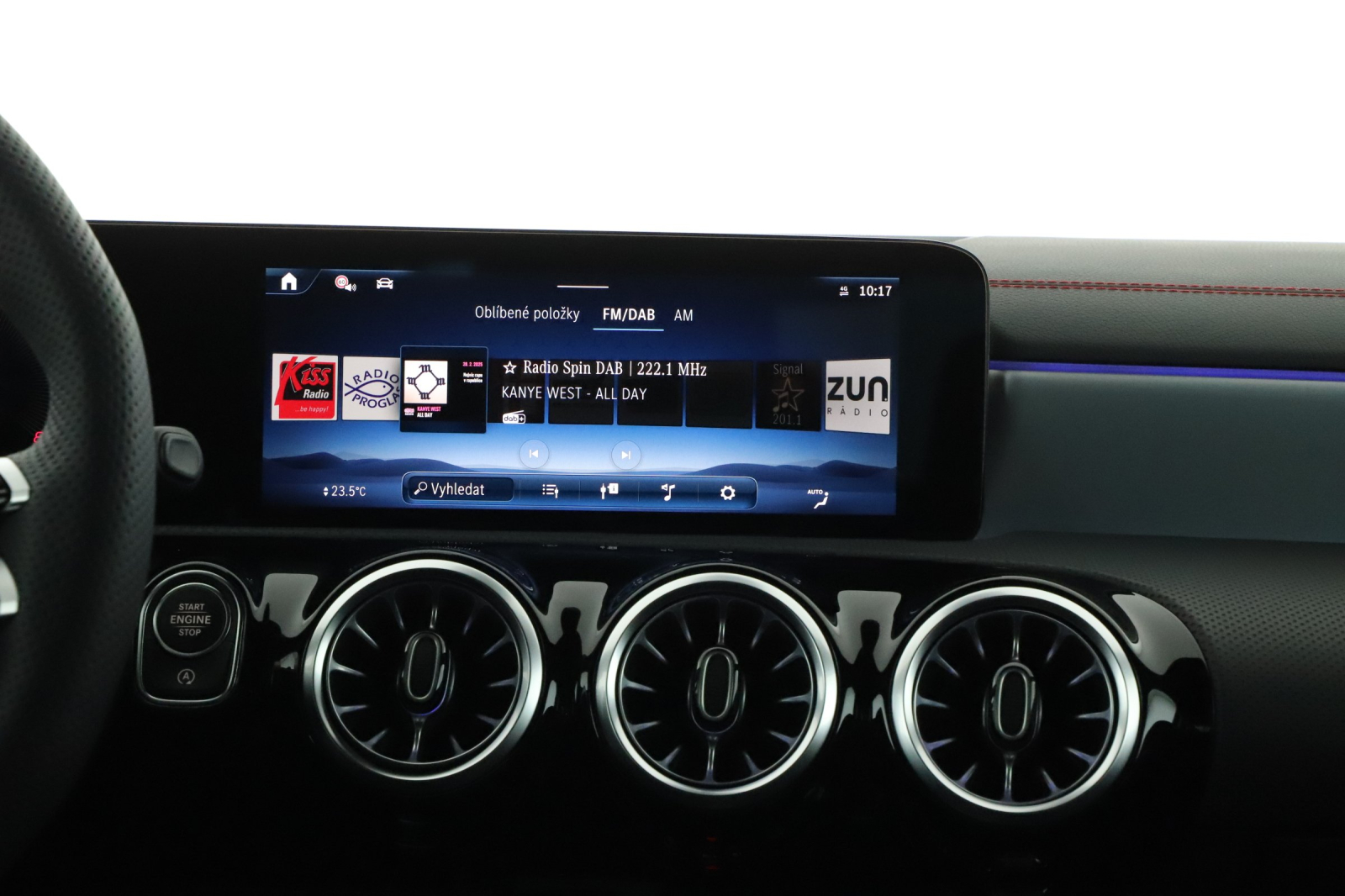 Mercedes-Benz CLA - 2025