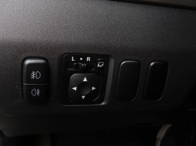 Mitsubishi Pajero - 2016