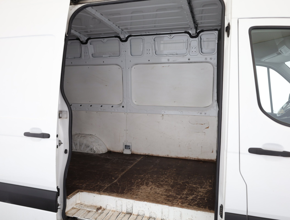 Hyundai H350