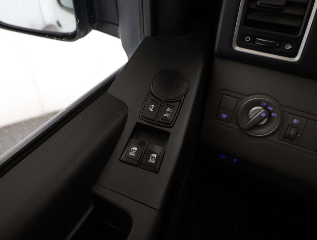 Hyundai H350