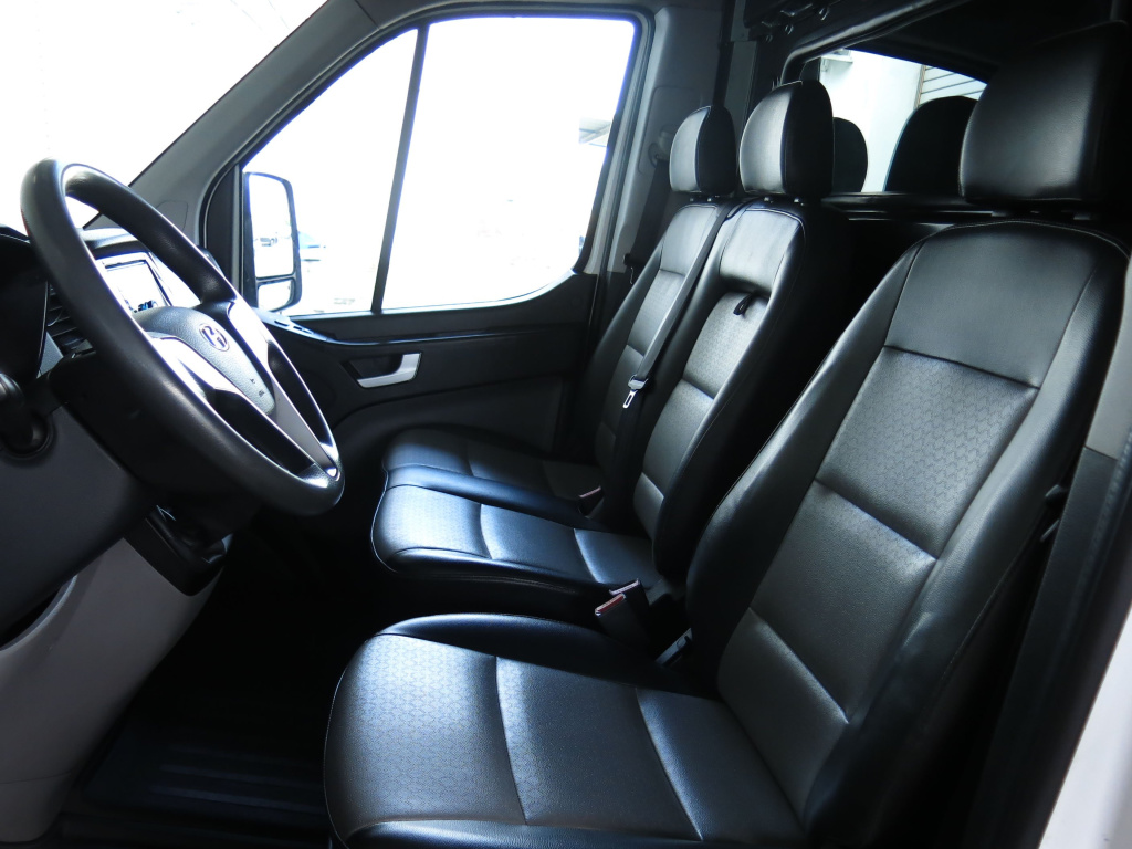 Hyundai H350