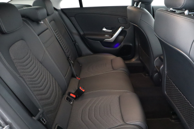 Mercedes - Benz CLA - 2025