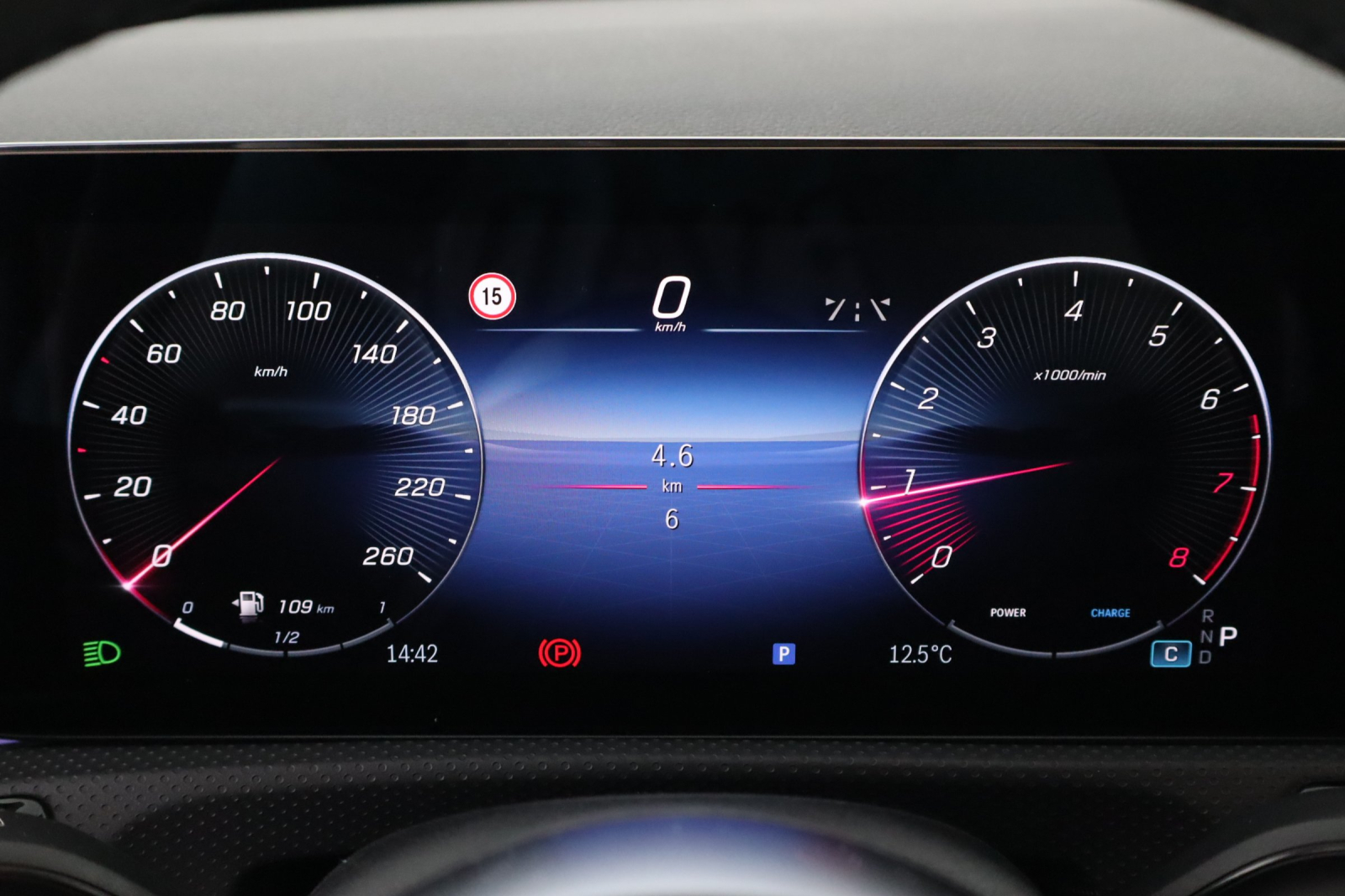 Mercedes-Benz CLA - 2025