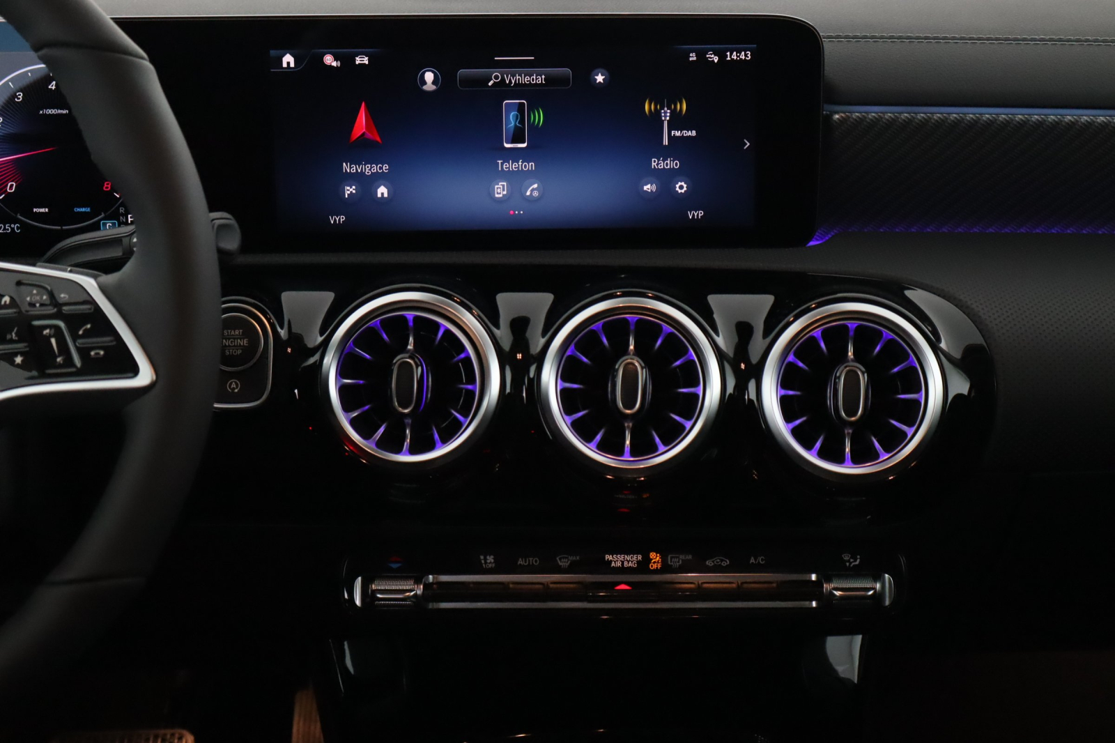 Mercedes-Benz CLA - 2025