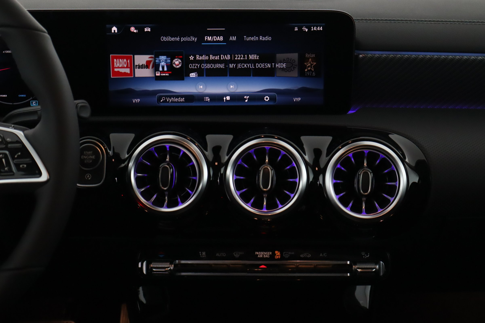 Mercedes-Benz CLA - 2025