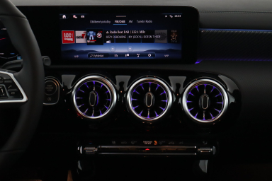 Mercedes-Benz CLA - 2025