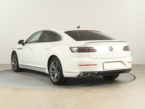 Volkswagen Arteon - 2021