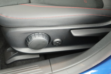 Mercedes-Benz CLA - 2025