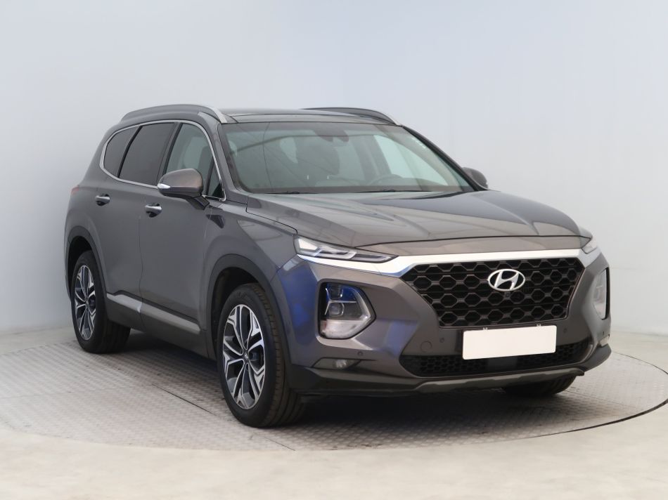 Hyundai Santa Fe - 2018