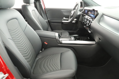 Mercedes-Benz GLA - 2025