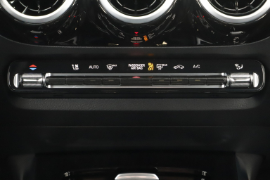 Mercedes-Benz GLA - 2025