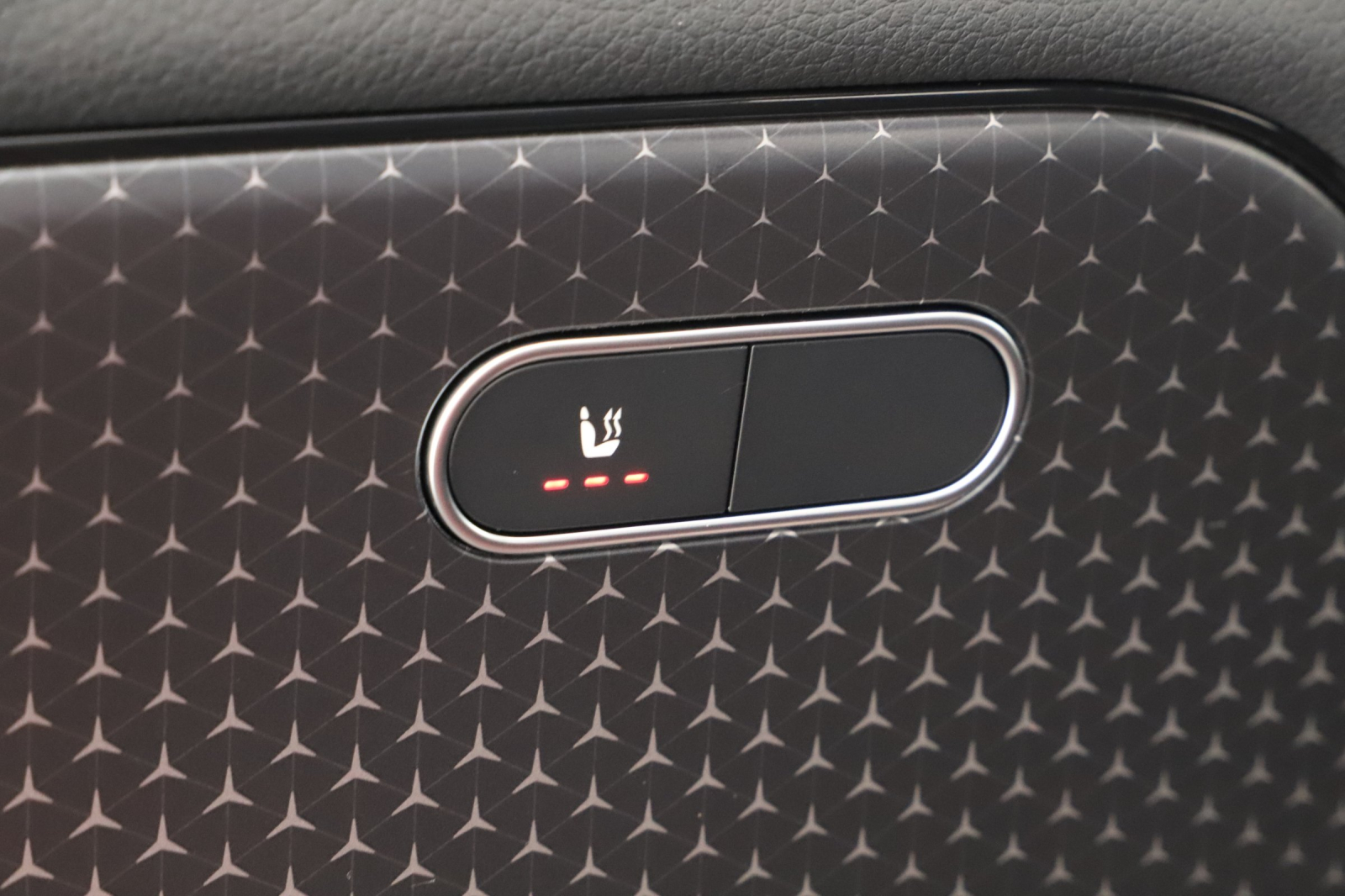 Mercedes-Benz GLA - 2025