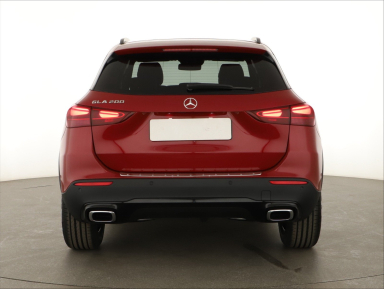 Mercedes-Benz GLA - 2025