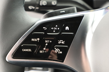 Mercedes-Benz GLA - 2025