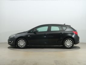 Opel Astra - 2013