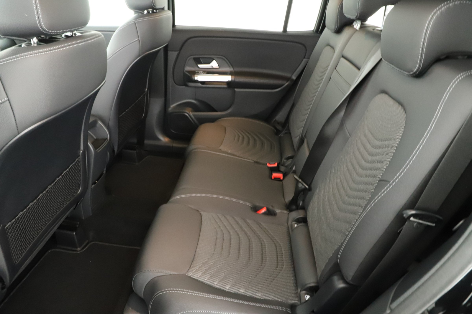 Mercedes-Benz GLB - 2025