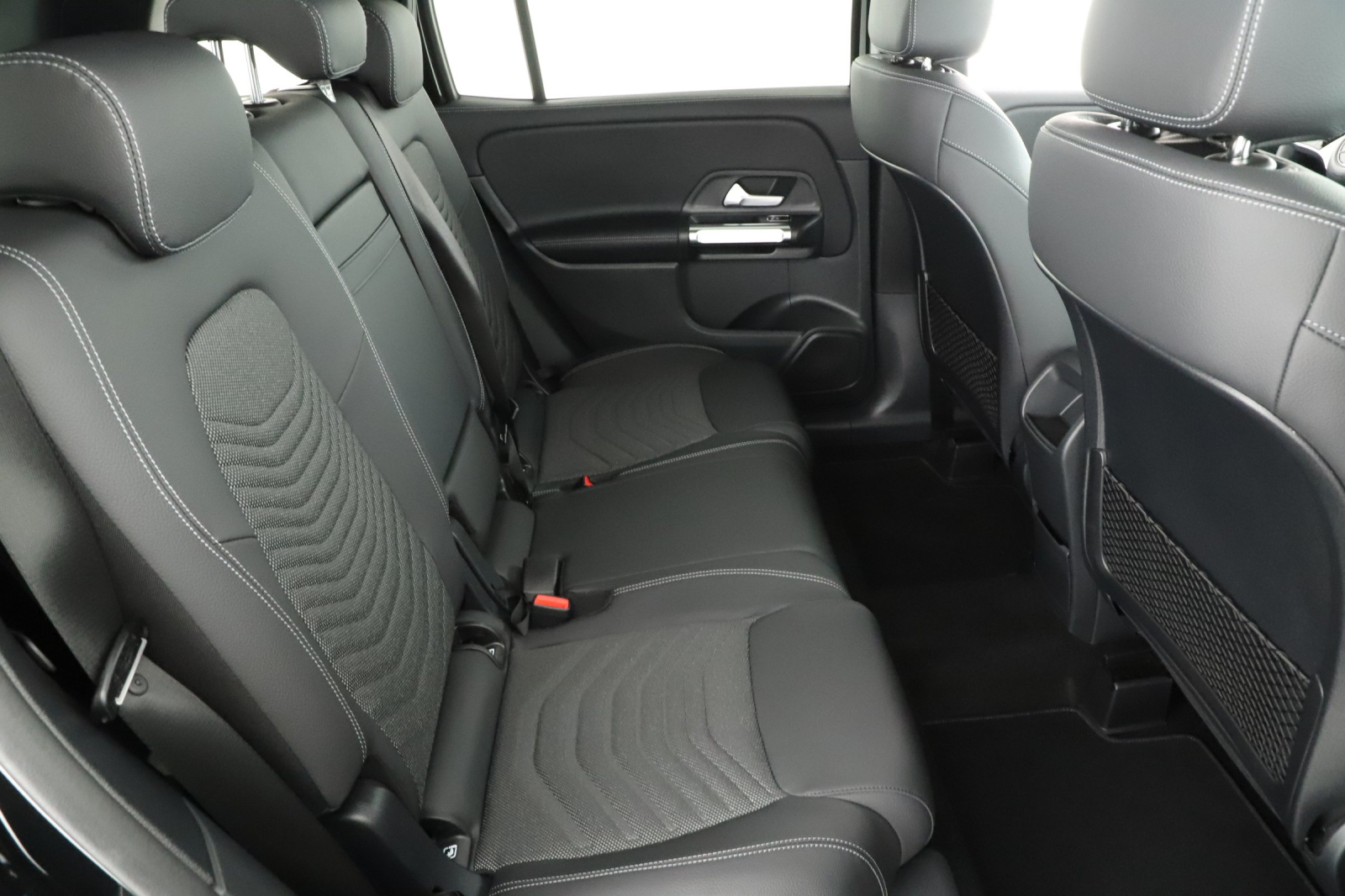 Mercedes-Benz GLB - 2025