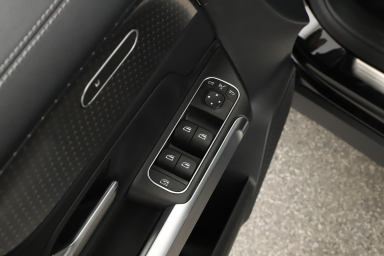 Mercedes-Benz GLB - 2025