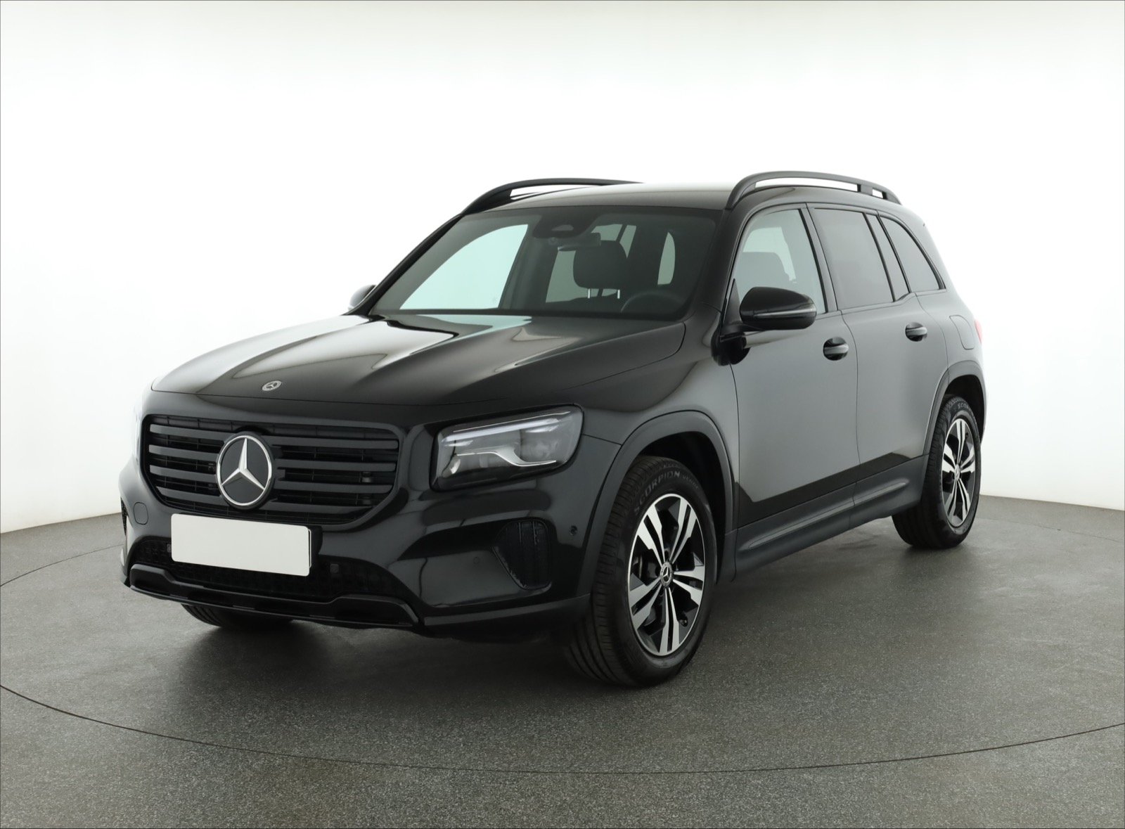 Mercedes-Benz GLB - 2025