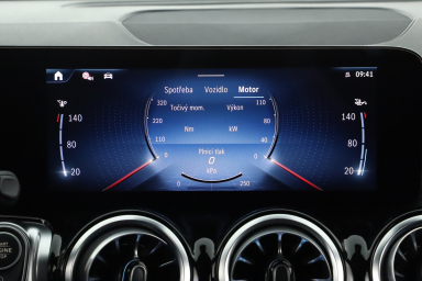 Mercedes - Benz GLB - 2025