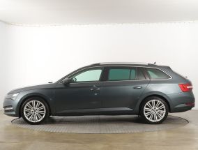 Skoda Superb - 2021