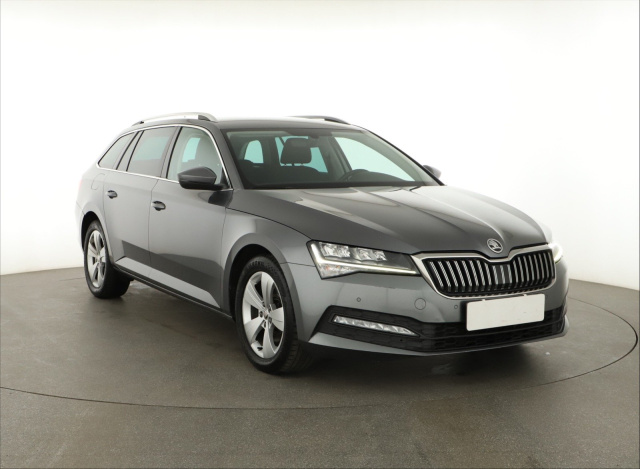 Škoda Superb 2022