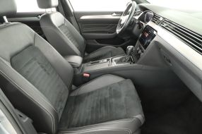 Volkswagen Passat - 2019