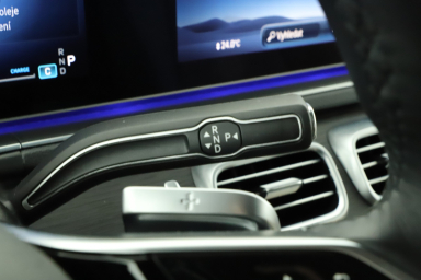 Mercedes - Benz GLE - 2025