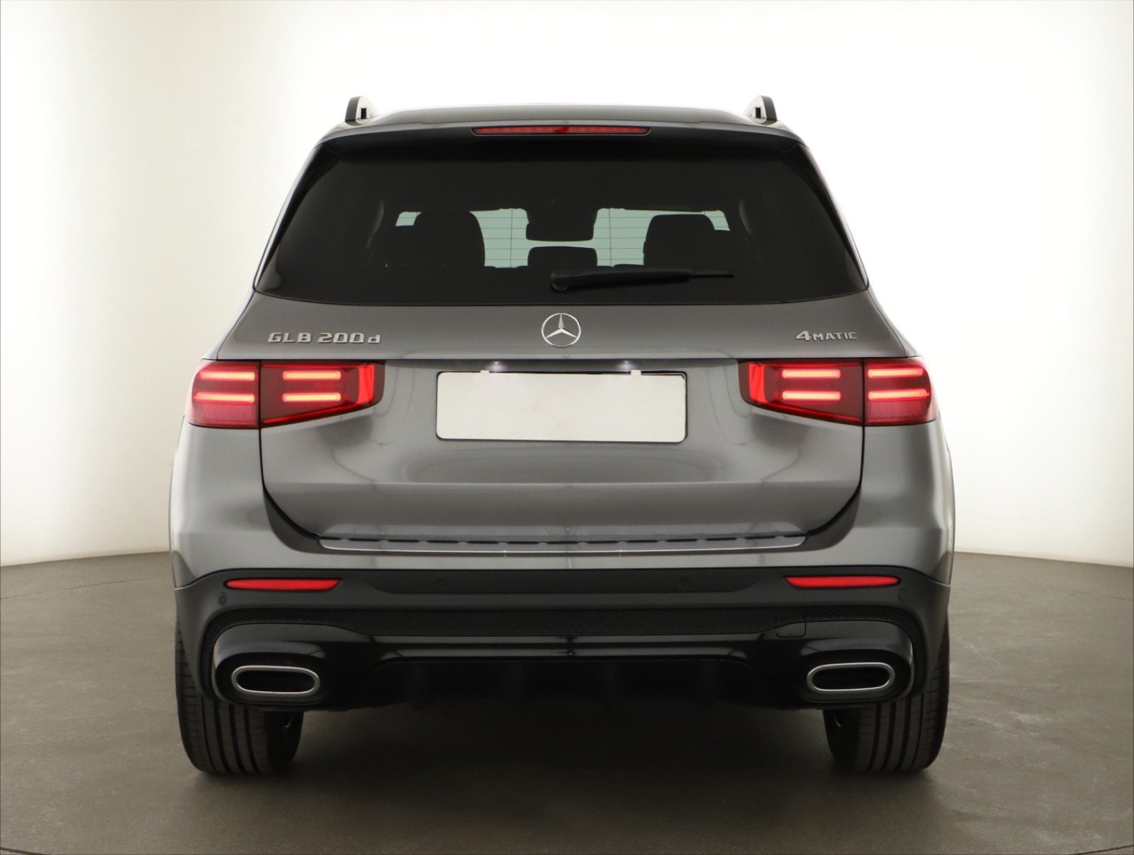 Mercedes-Benz GLB - 2025