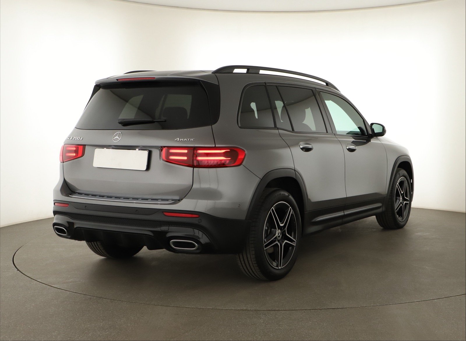 Mercedes-Benz GLB - 2025