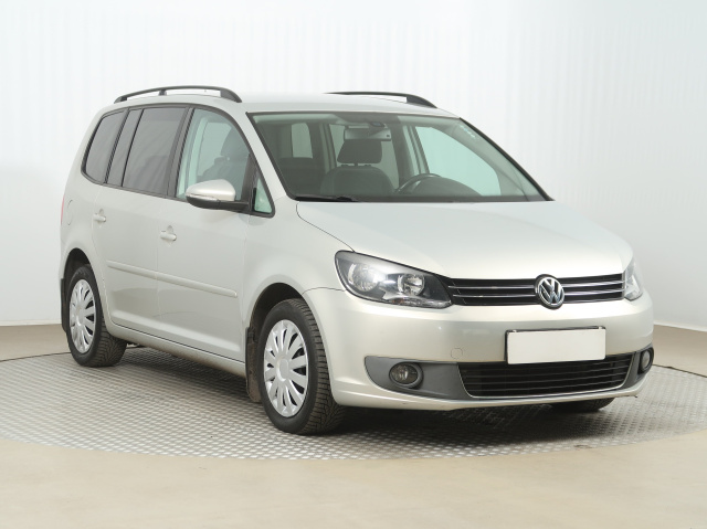Volkswagen Touran 2011