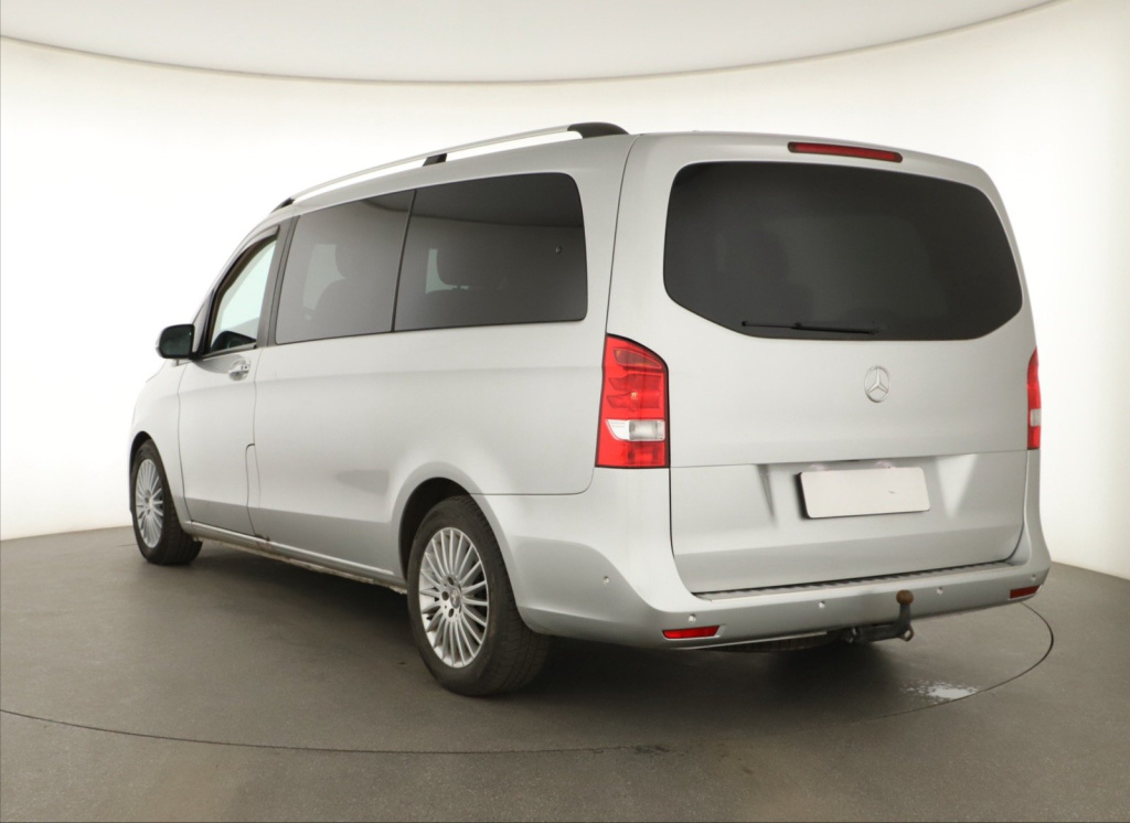 Mercedes-Benz V