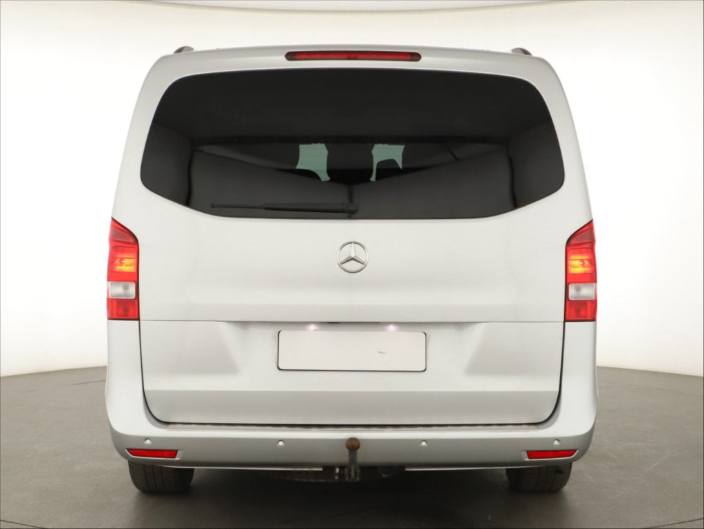 Mercedes-Benz V